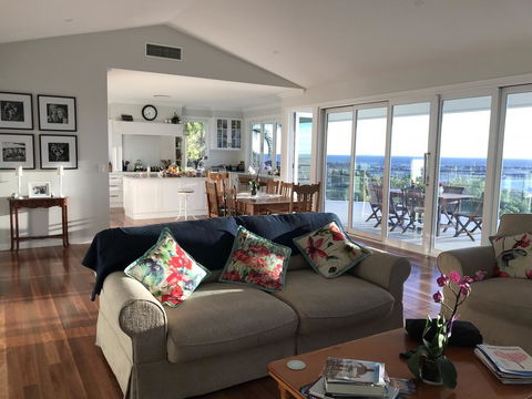 Jetty Beach Splendour Apartment - Accommodation Sunshine Coast 1