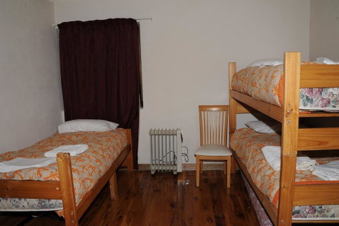 Jindabyne Apartments - Accommodation Sunshine Coast 3