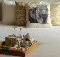 Jindy Inn - Accommodation Sunshine Coast