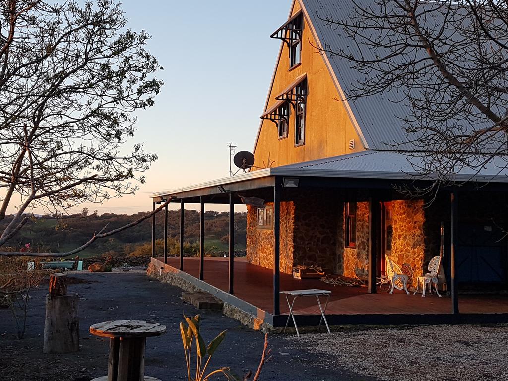Newlyn North VIC Accommodation Sunshine Coast