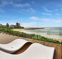 JoeAnne at Blue Bay Absolute Beachfront - Accommodation Sunshine Coast