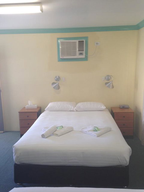 John Oxley Motel - Accommodation Sunshine Coast 1
