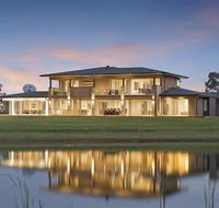 Jolong Park Club House - Accommodation Sunshine Coast