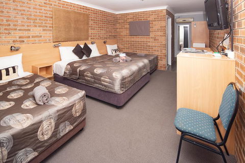 Jumbuck Motor Inn - Accommodation Sunshine Coast 3