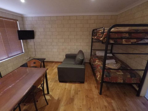 Kalbarri Tudor Holiday Park - Accommodation Sunshine Coast 3