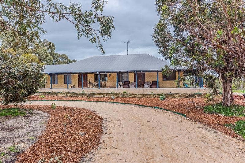 Barragup WA Accommodation Sunshine Coast