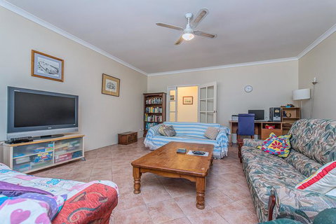 Kangaroo Lake Homestead - Accommodation Sunshine Coast 3