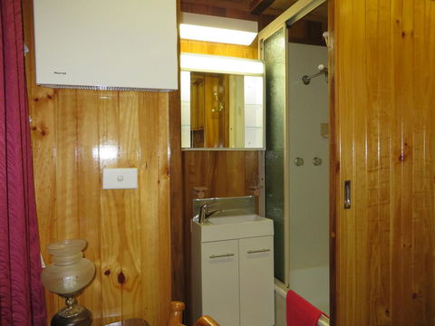 Karelia Alpine Lodge - Accommodation Sunshine Coast 3