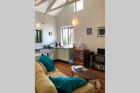 Karma Cottage - Accommodation Sunshine Coast 2