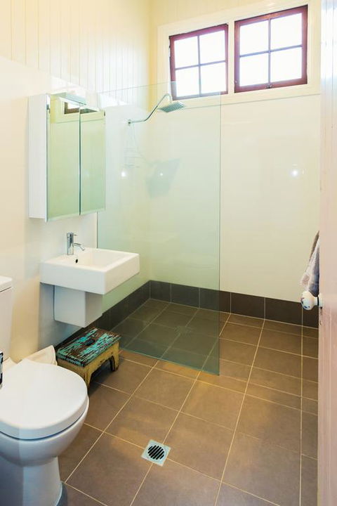 Kenilworth Cottage Barcaldine - Accommodation Sunshine Coast 3
