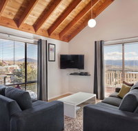 Kestrels Rest 2/116 Gippsland Street - Accommodation Sunshine Coast