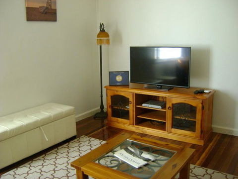 King Cottage - Accommodation Sunshine Coast 3