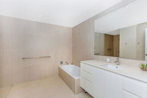 KINGSCLIFF OCEAN FRONT TERRACE 4 - Accommodation Sunshine Coast 0