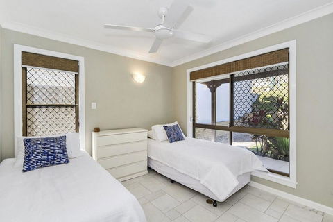 Kingscliff Ocean Vista With Jacuzzi Spa - Accommodation Sunshine Coast 3