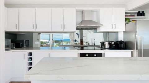Kingsley Beach House - Boat Harbour - Accommodation Sunshine Coast 2