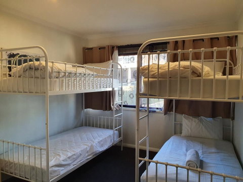 Kirwan 11 - Accommodation Sunshine Coast 2