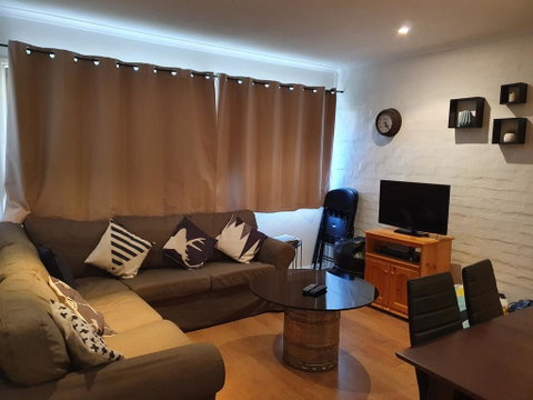 Kirwan 11 - Accommodation Sunshine Coast 1