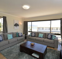 Kirwan 40 - Accommodation Sunshine Coast
