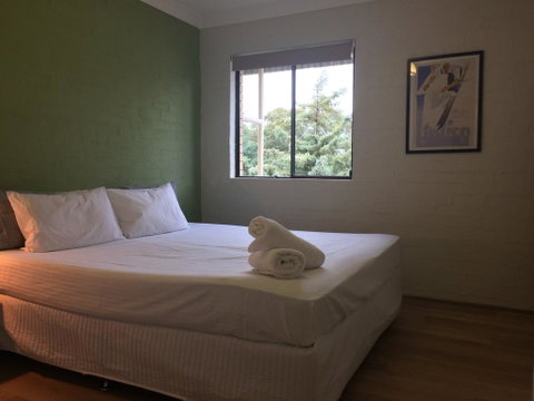 Kirwan 50 - Accommodation Sunshine Coast 3