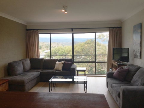 Kirwan 50 - Accommodation Sunshine Coast 0