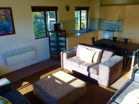 Kirwan Apartments 48 - Accommodation Sunshine Coast 3
