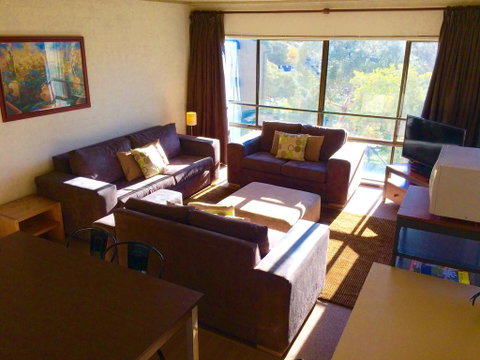 Kirwan Apartments 48 - Accommodation Sunshine Coast 2