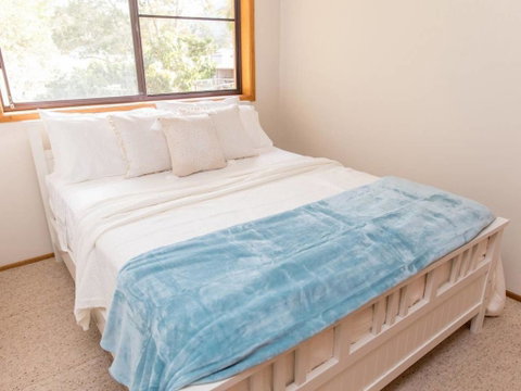 Kookas Nest - Waterfront Home, Tranquil Setting - Accommodation Sunshine Coast 2