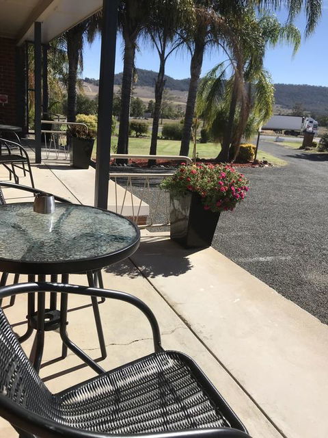 Kootingal Landview Motel - Accommodation Sunshine Coast 0