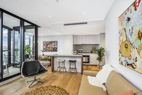 KOZYGURU FORTITUDE VALLEY DESIGNER GRADE 2 BED APT FREE PARKING QFV179-1401 - Accommodation Sunshine Coast 0