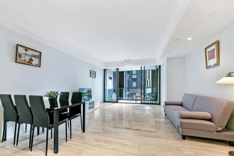 KOZYGURU HAYMARKET SYDNEY CITY VIEW 2 BED STUNNING APT NHA178-1206 - Accommodation Sunshine Coast 3