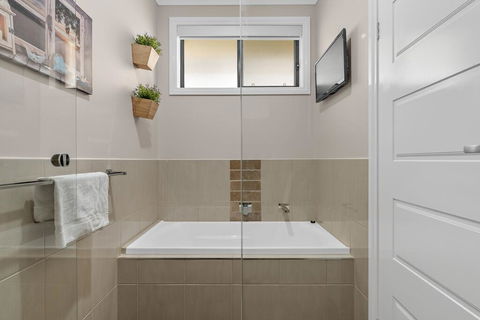 La Sienna - Accommodation Sunshine Coast 1