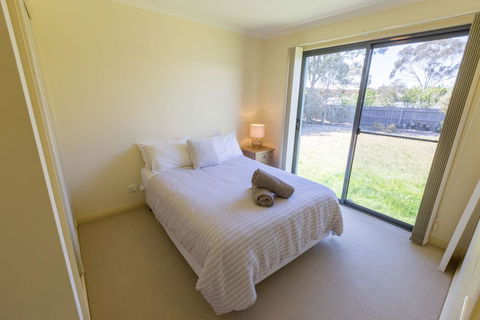 Lakeview - Waterviews On Newlands Arm - Accommodation Sunshine Coast 1