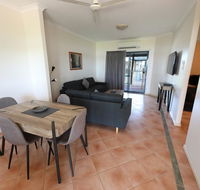 Lakeview Apartments - Accommodation Sunshine Coast
