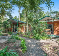 Landsborough Pines Caravan Park