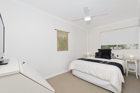 Laze Dayz At Lighthouse - Studio With Shared Pool - Accommodation Sunshine Coast 2