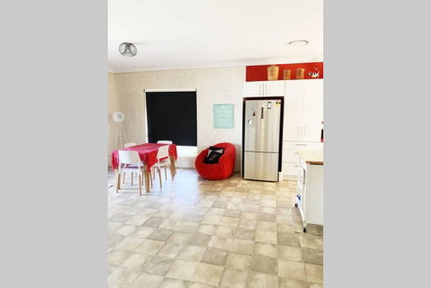 Lazy Daze On Nulu - Accommodation Sunshine Coast 3