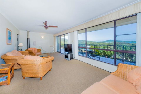 Lentara St 12 - Fingal Bay - Accommodation Sunshine Coast 2