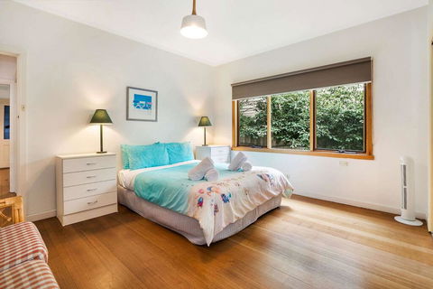 Lighthouse Cottage - Accommodation Sunshine Coast 3