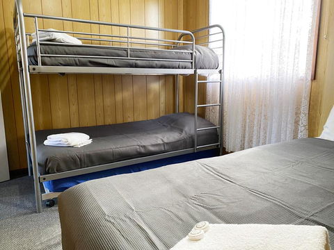 Limestone Coast Tourist Park - Accommodation Sunshine Coast 1