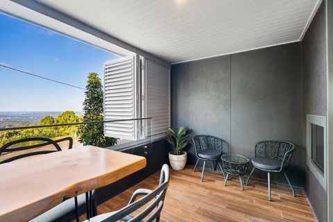 Luxury Hinterland Retreat - Family Suite With Hinterland And Ocean Views - Accommodation Sunshine Coast 1