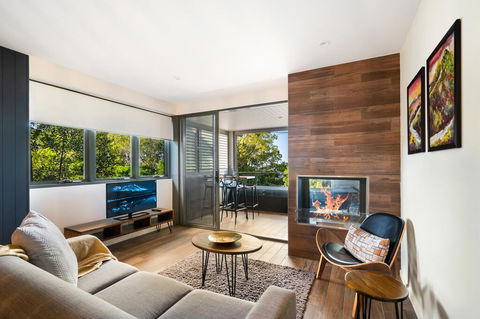 Luxury Hinterland Retreat - Family Suite With Hinterland And Ocean Views - Accommodation Sunshine Coast 0