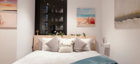 LUXURY KING APARTMENT PARRAMATTA CBD 1 MIN FROM STATION & WESTFIELD Sleeps 4 - Accommodation Sunshine Coast 0