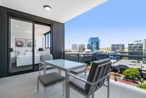 Luxury Living With Panoramic Views - Accommodation Sunshine Coast 2
