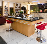 Luxury Penthouse 5 or 6 BDR 3 or 4 Bath Twin Rain Showers 400 sq mtrs - Accommodation Sunshine Coast