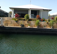 M  T's Waterfront Bed  Breakfast - Accommodation Sunshine Coast