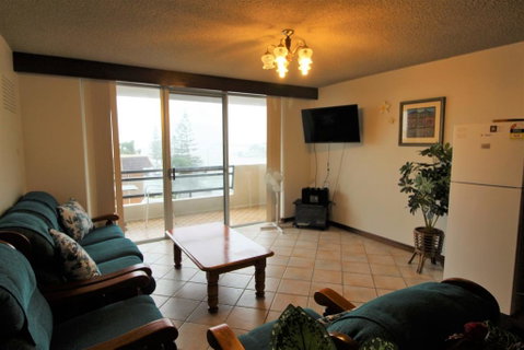 Macquarie Towers 17 1 Waugh Street - Accommodation Sunshine Coast 1