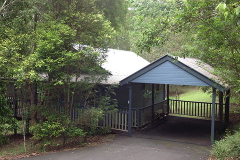 Maleny Country Cottages - Accommodation Sunshine Coast 2