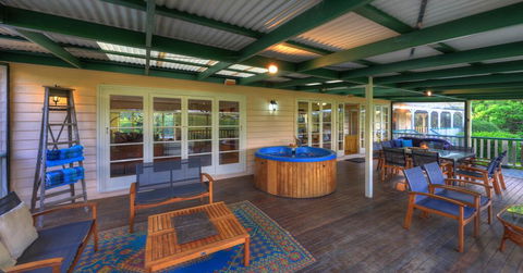 Maleny Homestead & Cottage - Accommodation Sunshine Coast 3