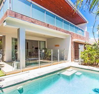 Malibu Beach House  Corporate Boardies - Accommodation Sunshine Coast