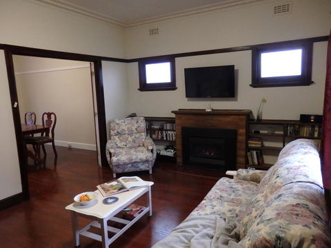 Mandall Avenue - Accommodation Sunshine Coast 3